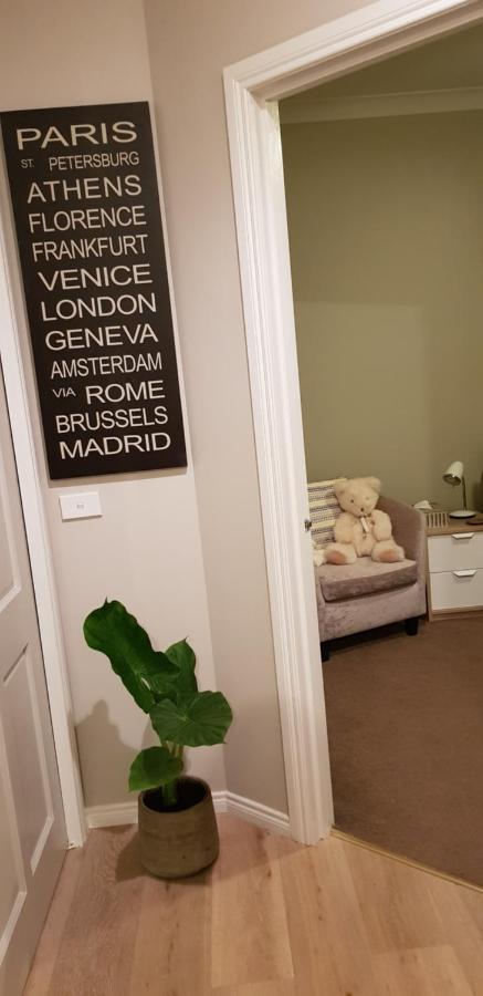 Oxford Rise Apartment เบยส์วอเตอร์ ภายนอก รูปภาพ